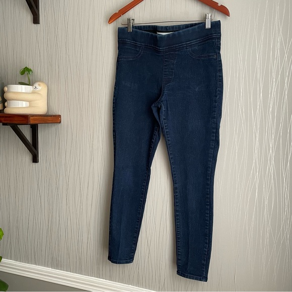 Old Navy Super Skinny Mid Rise Dark Wash Stretch Jeans Size 8 Short - Picture 2 of 9